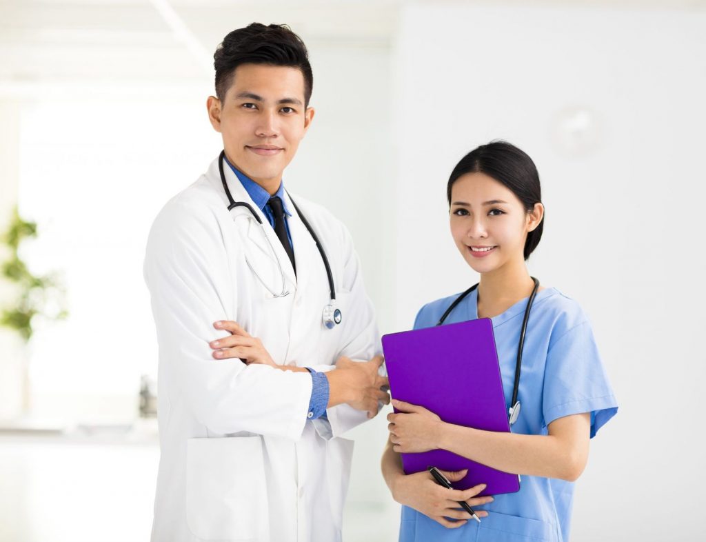 Niềng Răng Trong Suốt Ở Đà Nẵng Giá Bao Nhiêu? Có Đắt Không?
