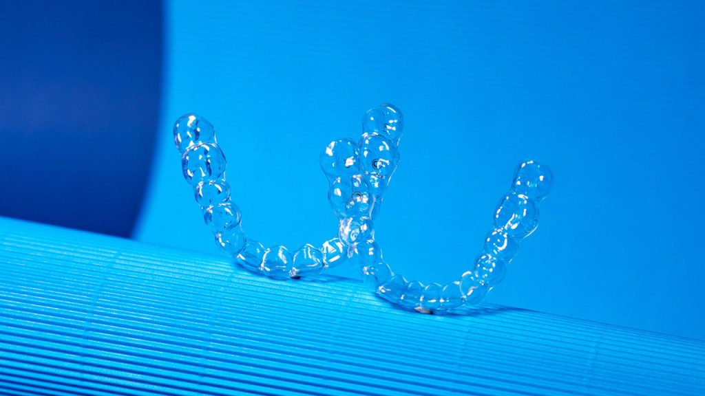 Clear aligner